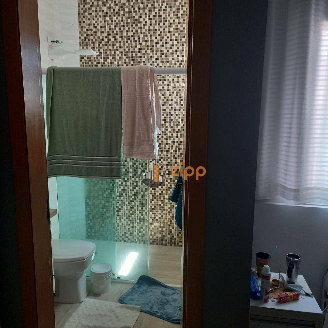 Sobrado à venda com 3 quartos, 210m² - Foto 9