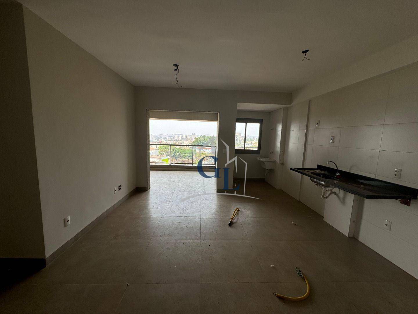 Apartamento à venda com 2 quartos, 75m² - Foto 3