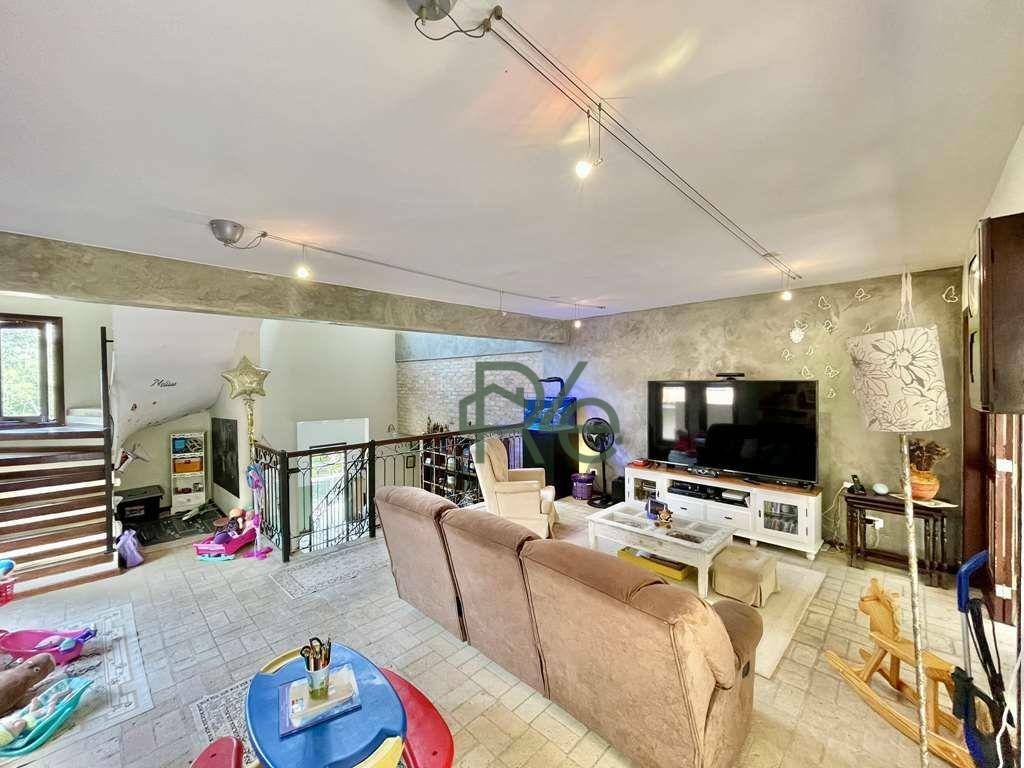 Casa de Condomínio à venda com 3 quartos, 323m² - Foto 28