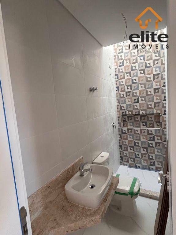 Sobrado à venda com 3 quartos, 110m² - Foto 2