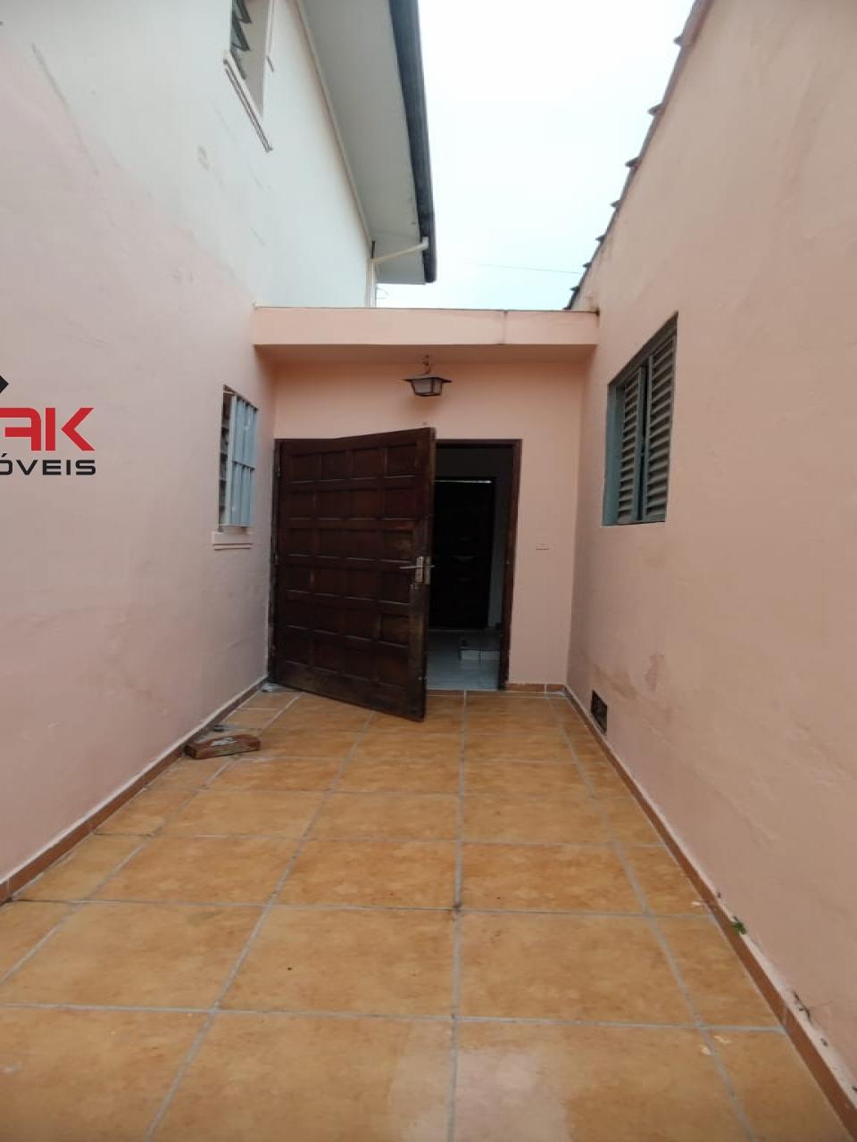 Casa à venda com 2 quartos, 200m² - Foto 6