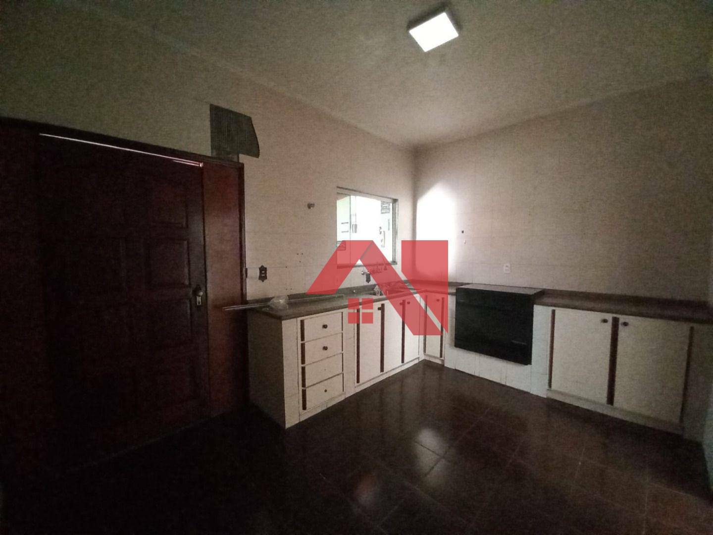 Casa à venda com 3 quartos, 107m² - Foto 8