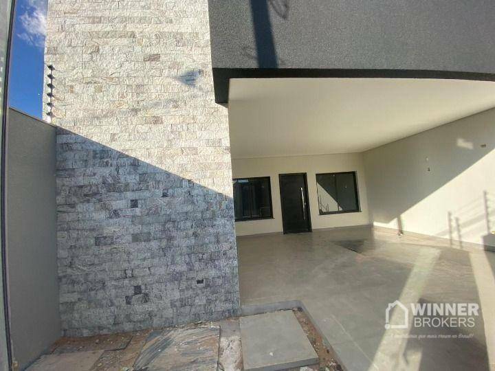 Casa à venda com 3 quartos, 140m² - Foto 2