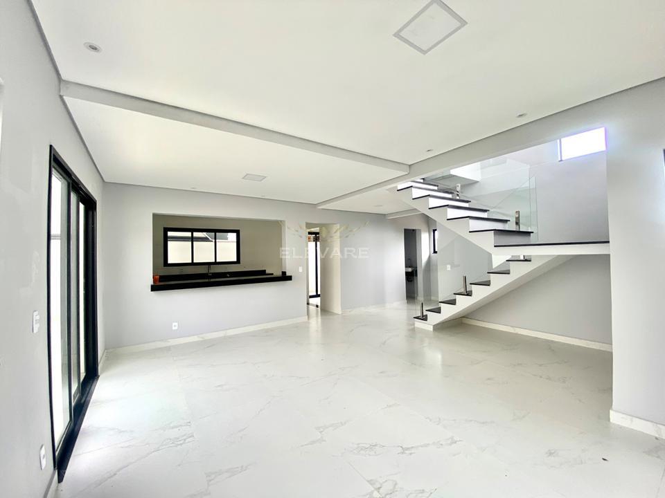 Casa à venda com 3 quartos, 190m² - Foto 3