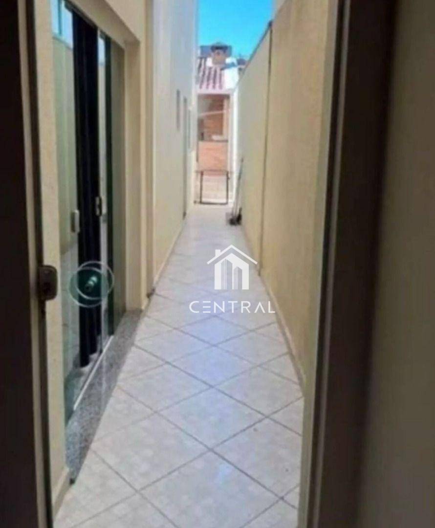 Sobrado à venda com 3 quartos, 178m² - Foto 14