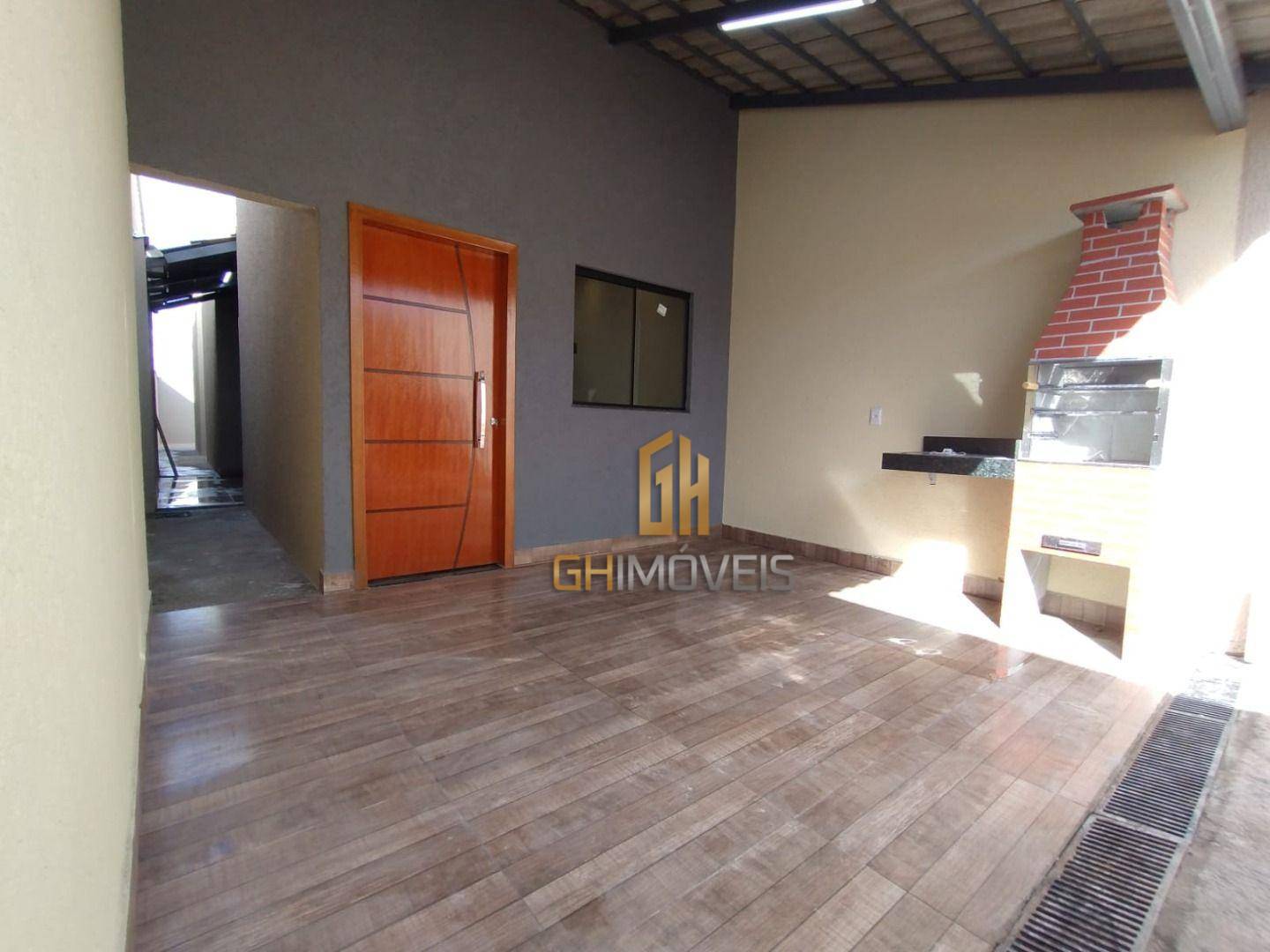 Casa à venda com 2 quartos, 75m² - Foto 2