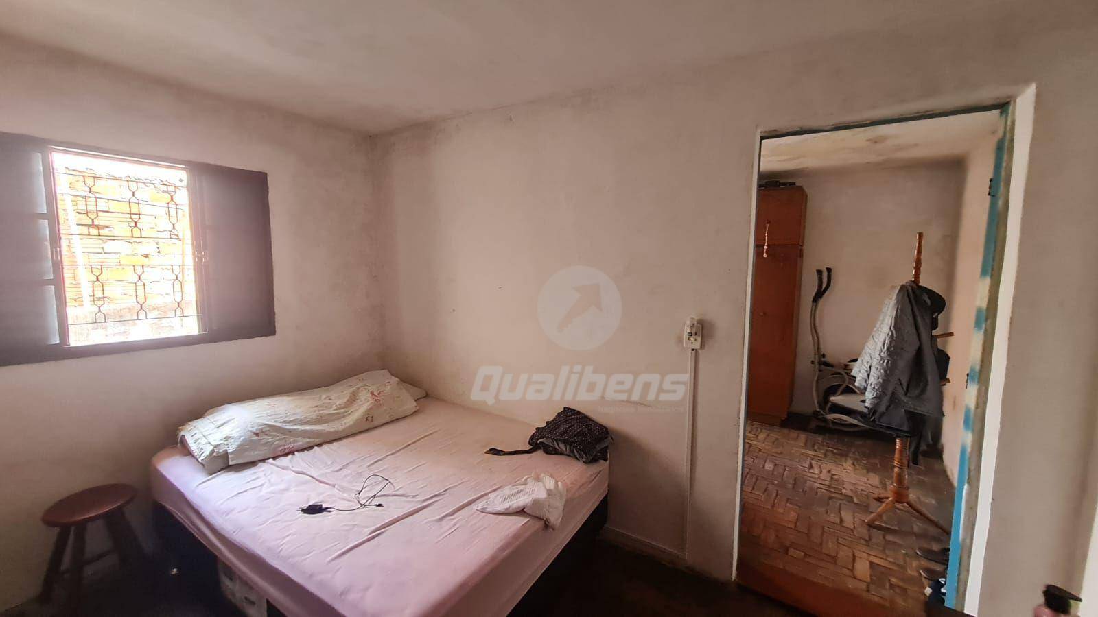 Casa à venda com 3 quartos, 111m² - Foto 4