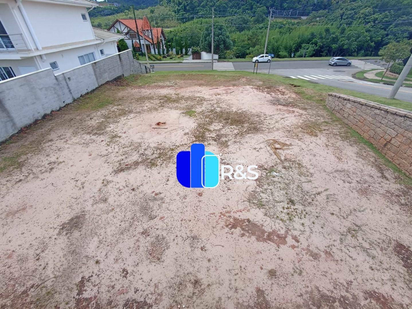 Loteamento e Condomínio, 636 m² - Foto 4