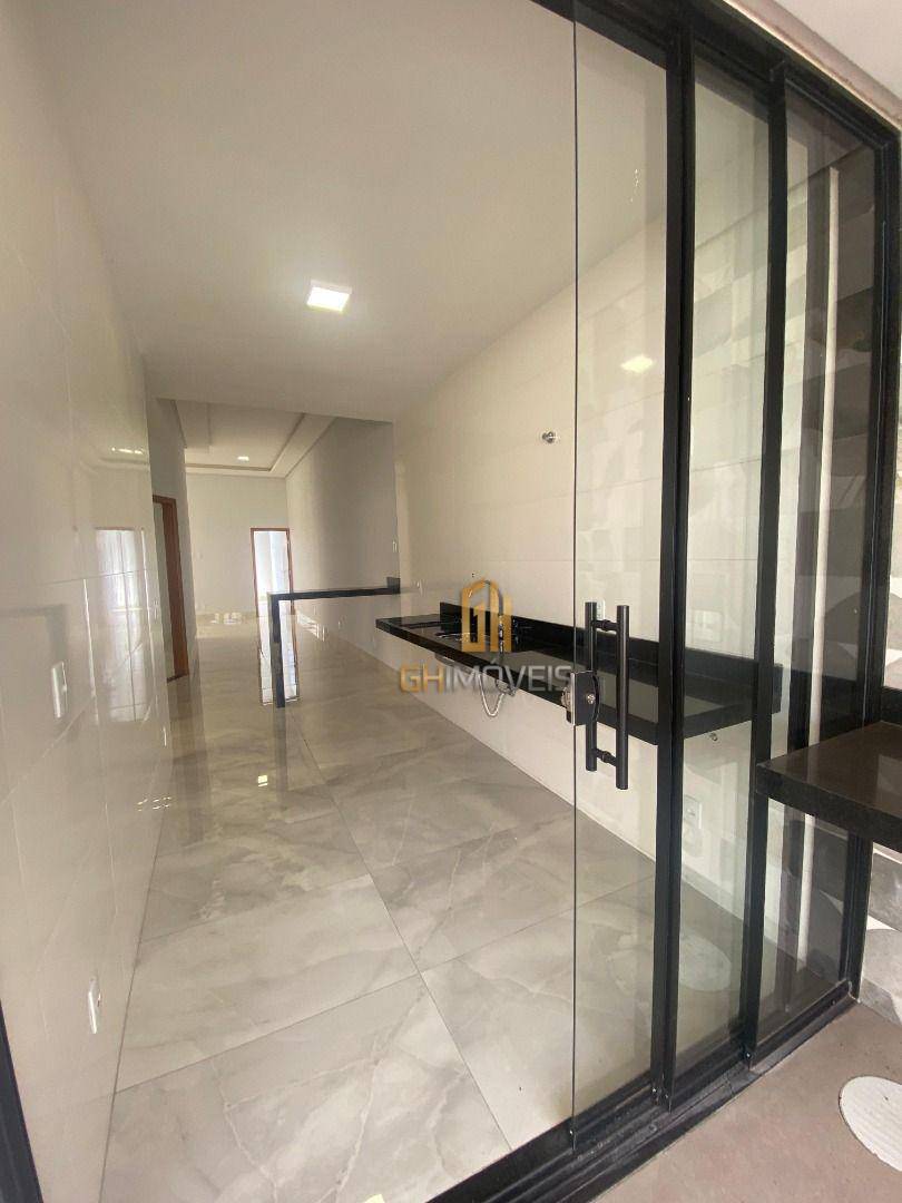 Casa à venda com 3 quartos, 121m² - Foto 18