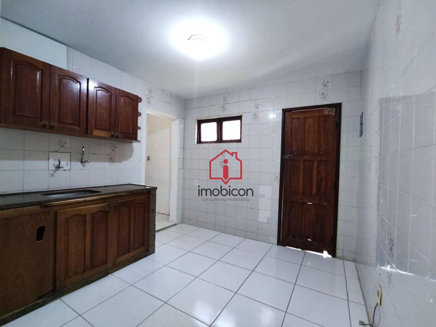 Casa à venda com 3 quartos, 180m² - Foto 7