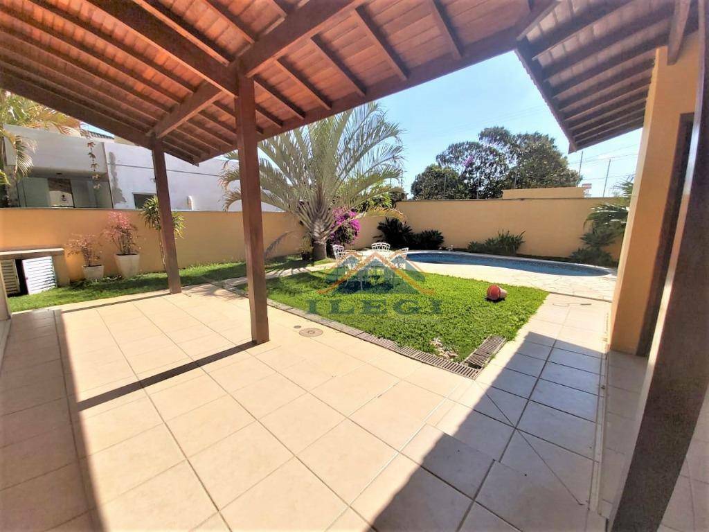 Casa de Condomínio à venda com 3 quartos, 286m² - Foto 3