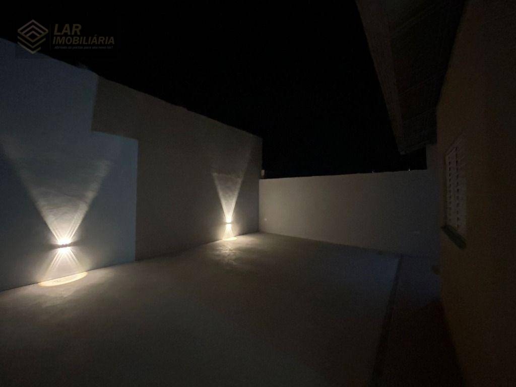 Casa, 2 quartos, 48 m² - Foto 3