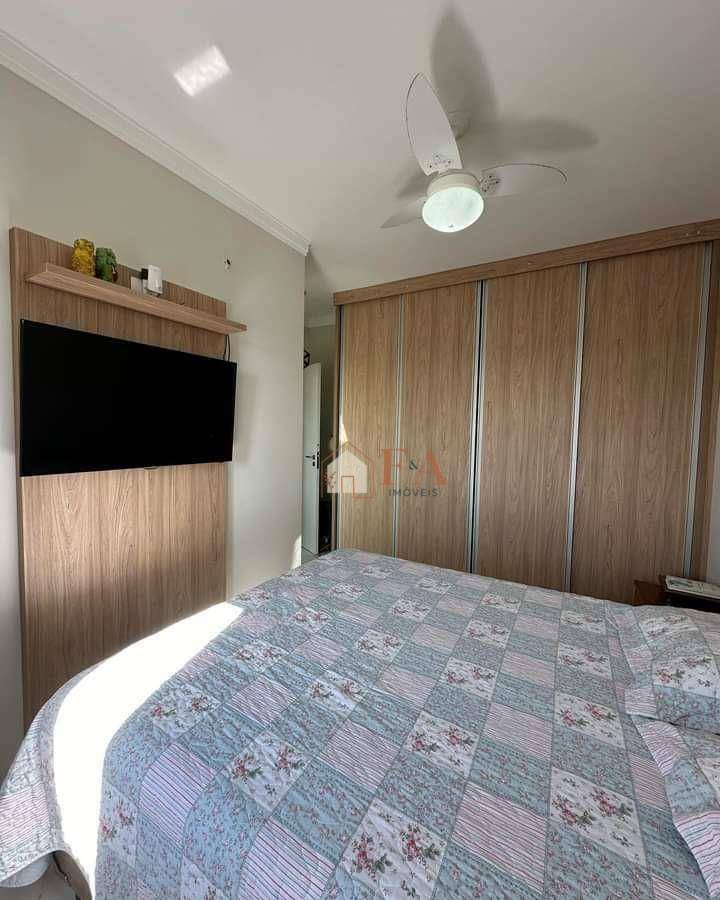 Apartamento à venda com 2 quartos, 67m² - Foto 3