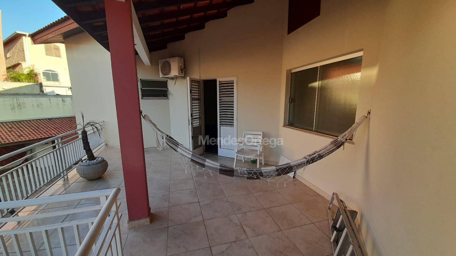 Casa à venda com 4 quartos, 360m² - Foto 12