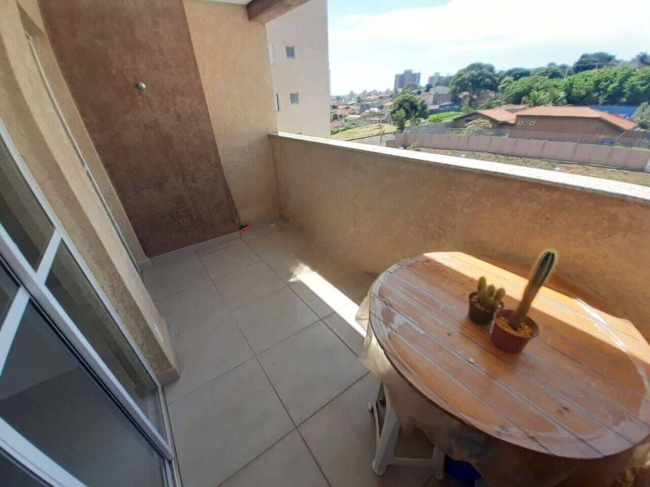 Apartamento para alugar com 2 quartos, 42m² - Foto 1