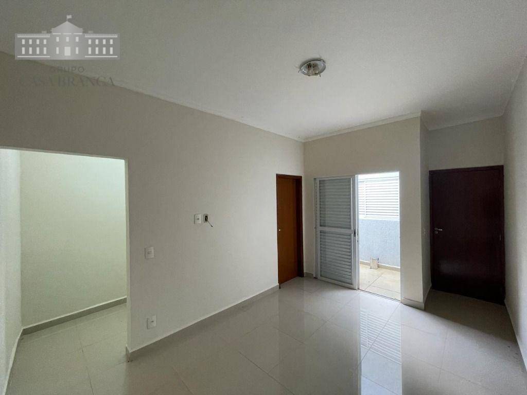 Casa à venda com 2 quartos, 82m² - Foto 1