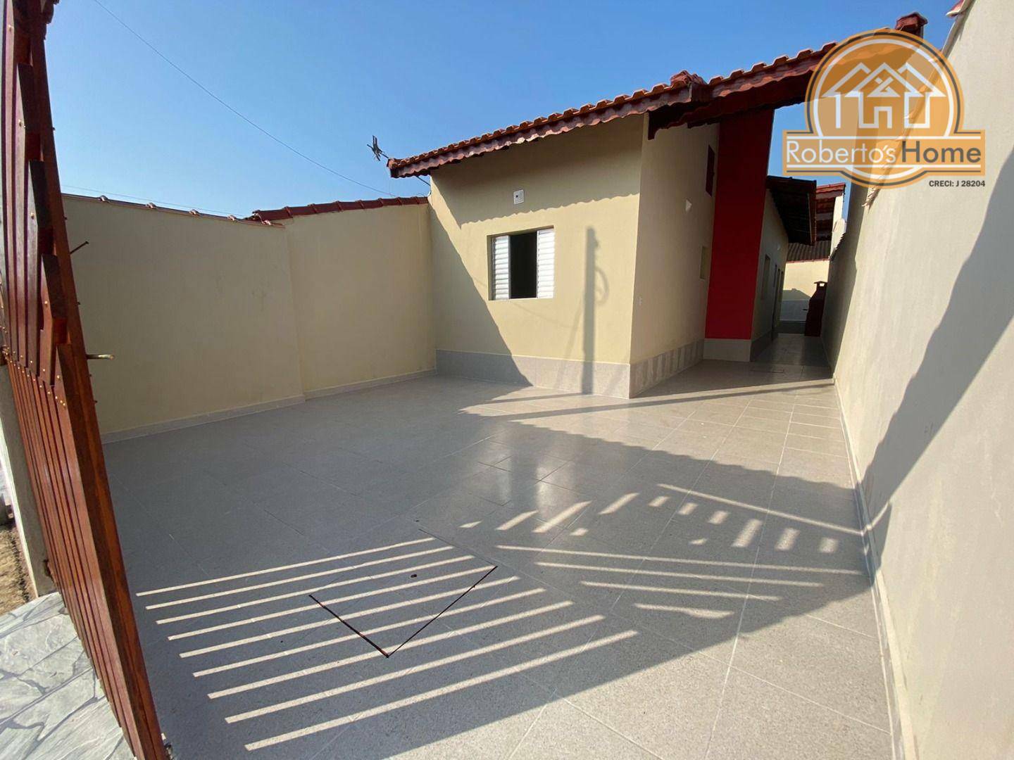 Casa à venda com 2 quartos, 70m² - Foto 4