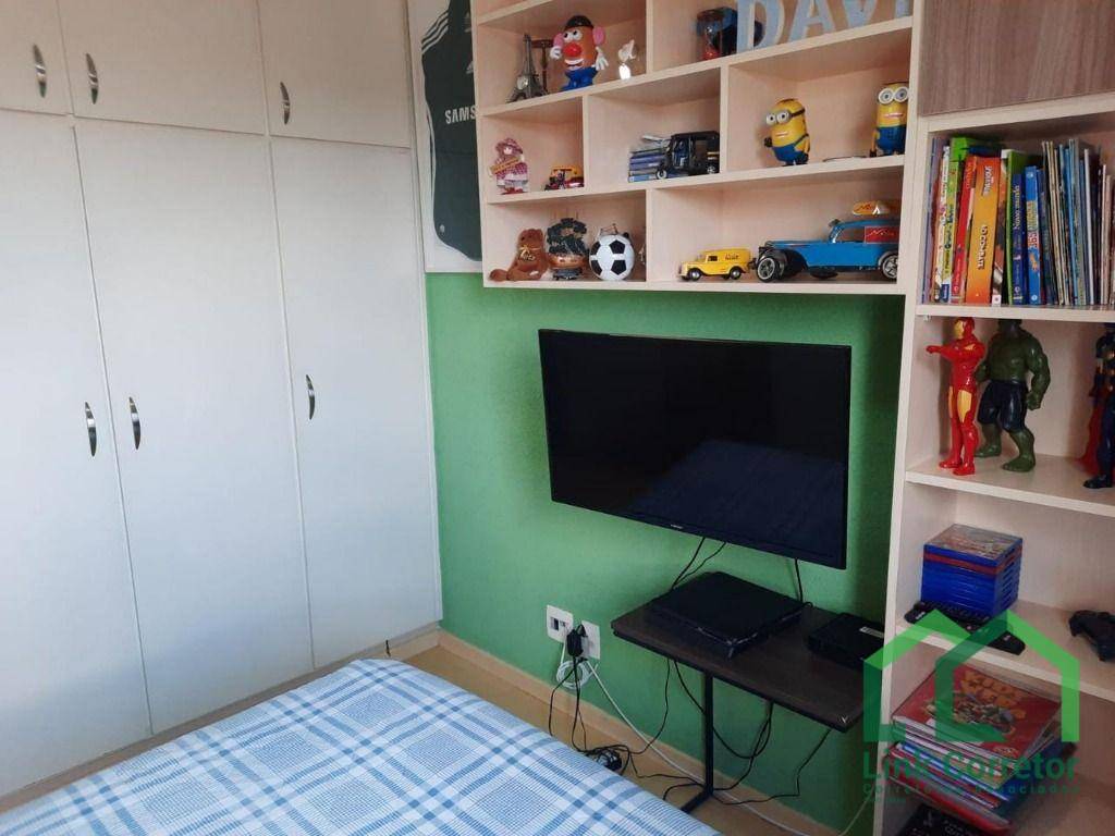 Apartamento à venda com 2 quartos, 67m² - Foto 14