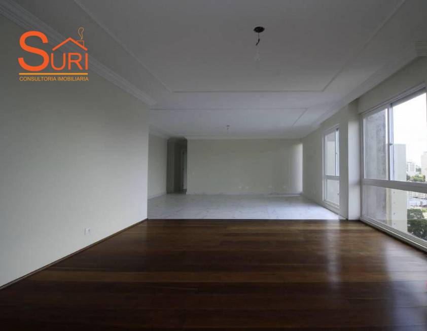 Apartamento à venda com 4 quartos, 200m² - Foto 1