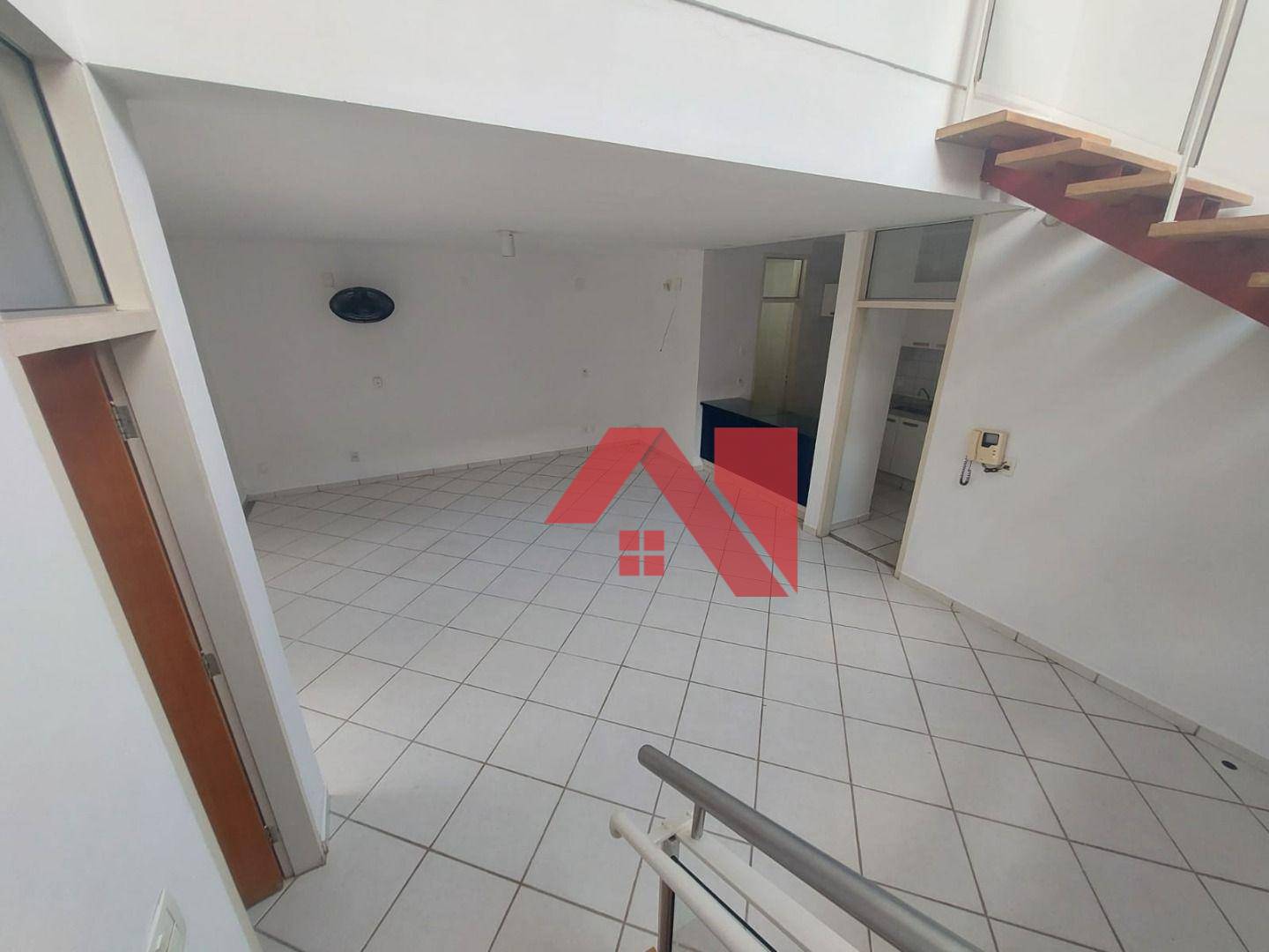 Casa para alugar com 1 quarto, 90m² - Foto 13