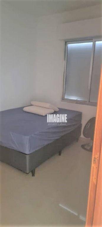 Apartamento à venda com 3 quartos, 120m² - Foto 4