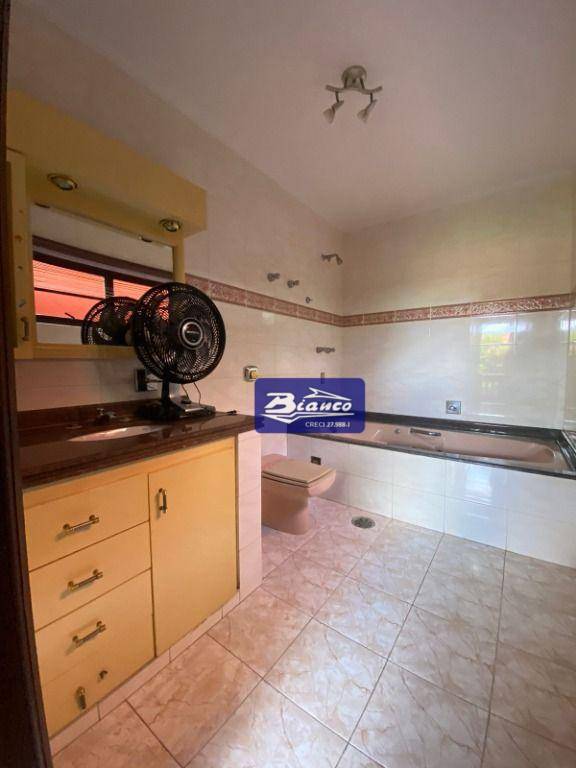 Sobrado à venda com 4 quartos, 370m² - Foto 23