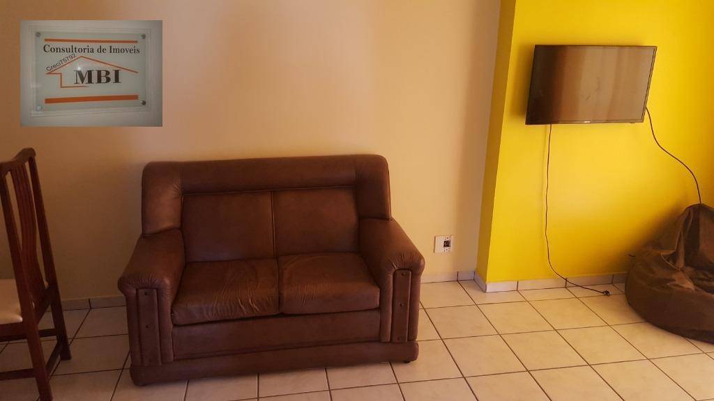 Apartamento à venda com 2 quartos, 75m² - Foto 10