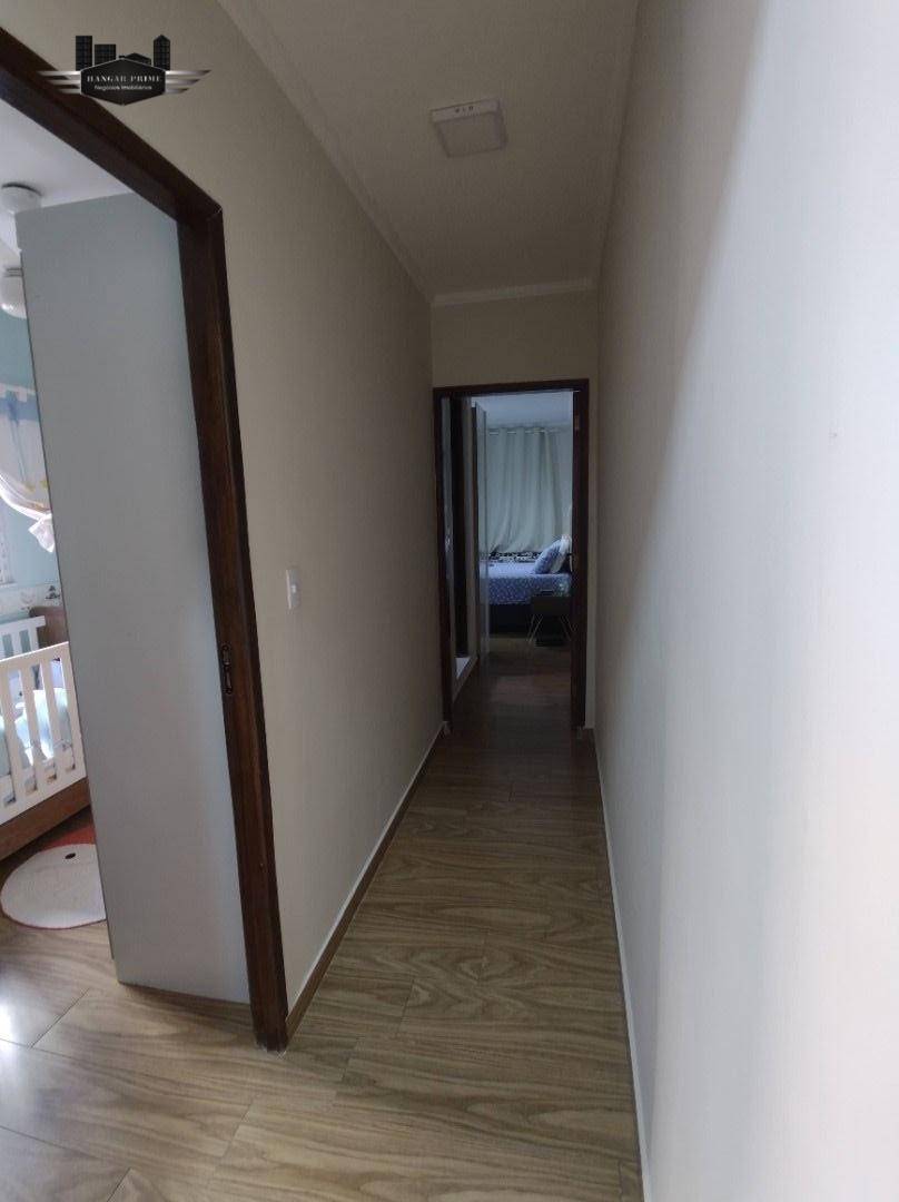 Casa à venda com 4 quartos, 120m² - Foto 13