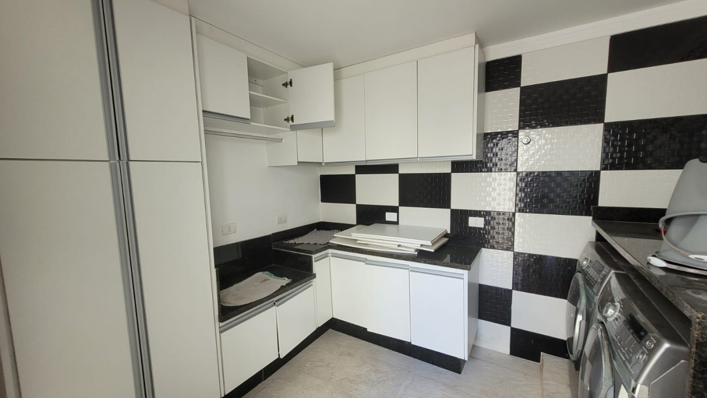 Casa à venda com 4 quartos, 300m² - Foto 64
