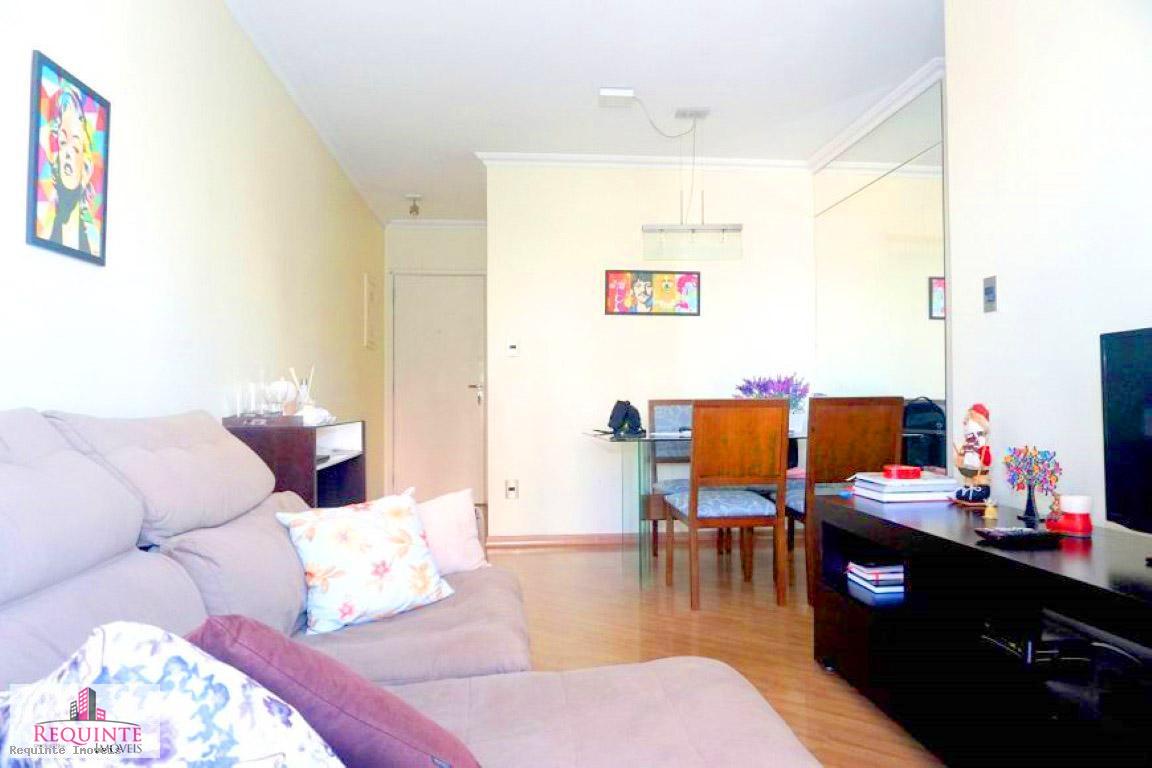 Apartamento à venda com 2 quartos, 68m² - Foto 1