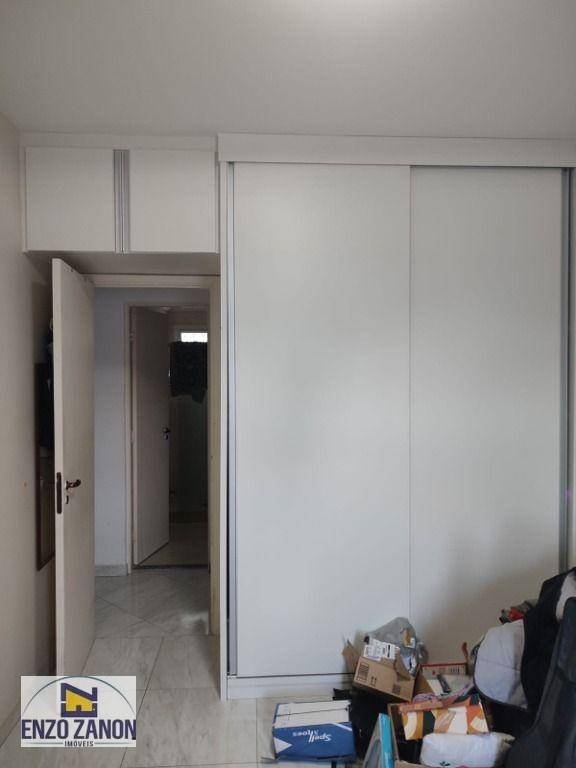 Apartamento à venda com 3 quartos, 81m² - Foto 9