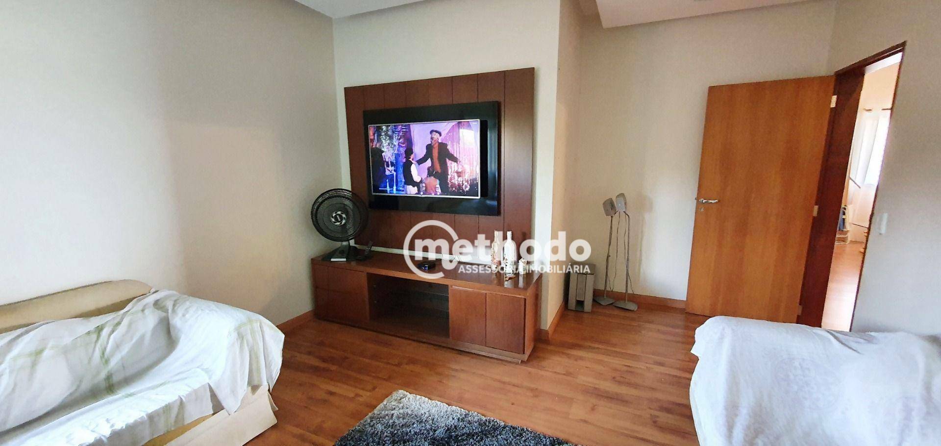 Casa de Condomínio à venda com 3 quartos, 400m² - Foto 25