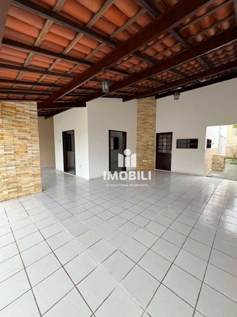 Casa de Condomínio à venda com 4 quartos, 250m² - Foto 24