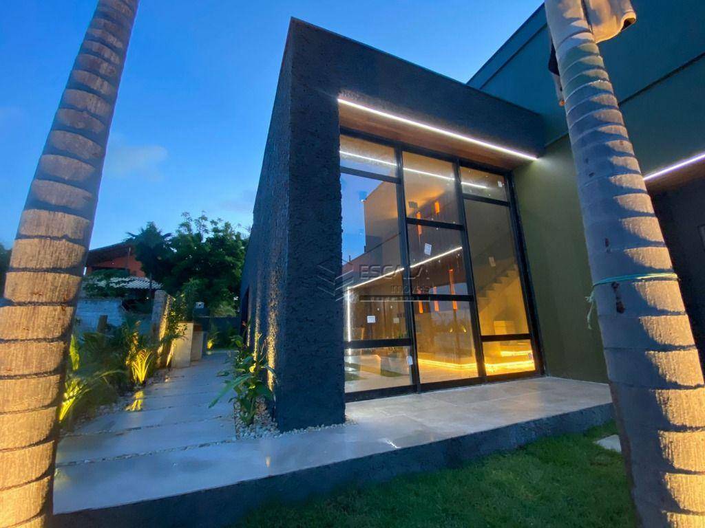 Casa de Condomínio à venda com 6 quartos, 240m² - Foto 11