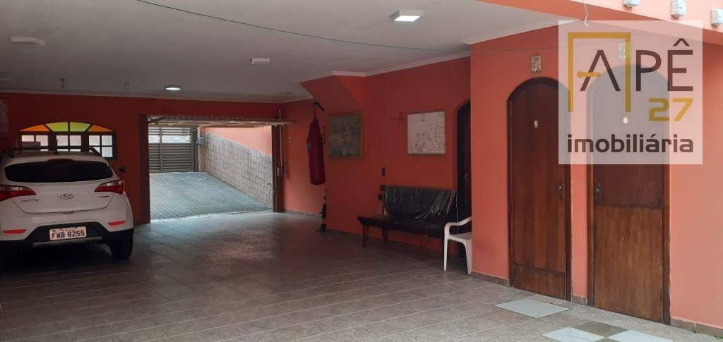 Sobrado à venda com 3 quartos, 330m² - Foto 3