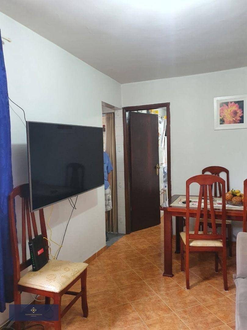 Apartamento à venda com 1 quarto, 40m² - Foto 2