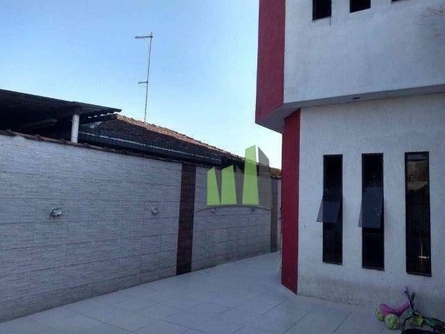 Sobrado à venda com 3 quartos, 161m² - Foto 2