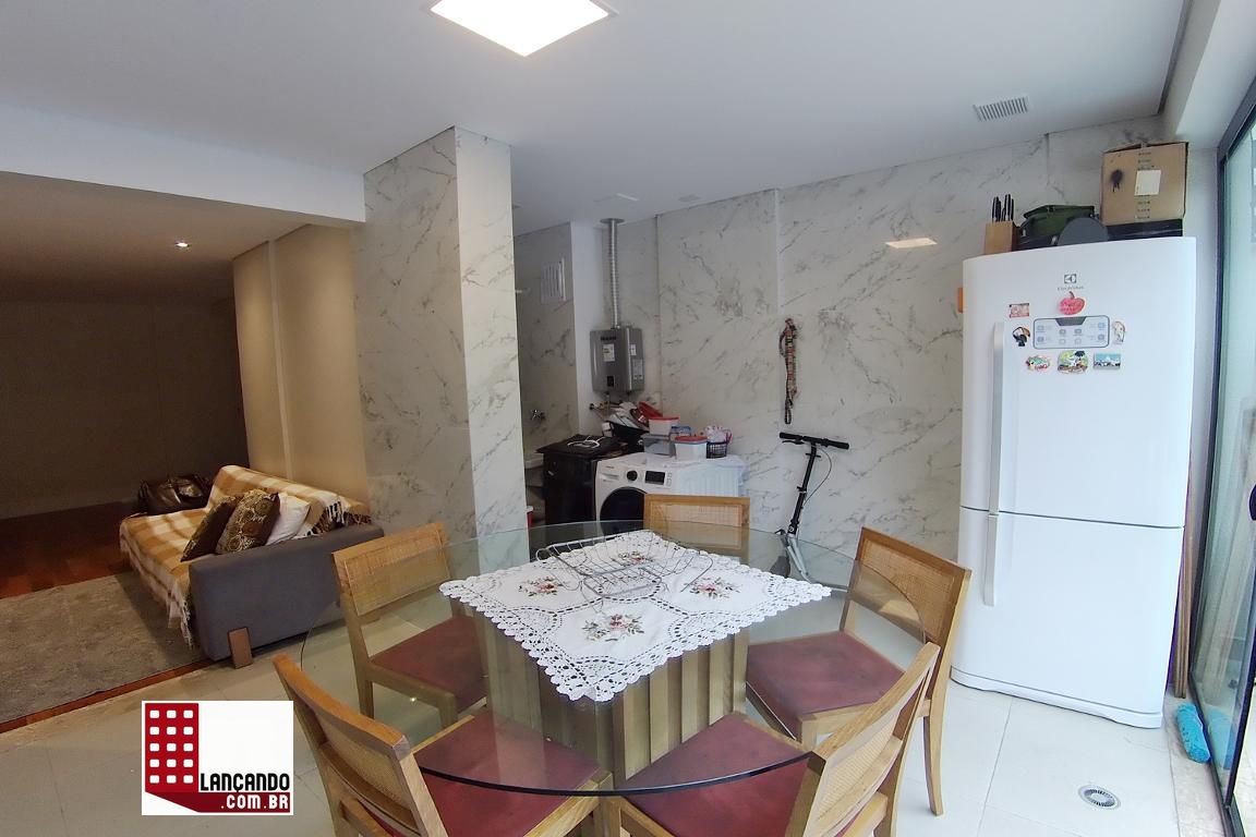 Apartamento à venda com 3 quartos, 190m² - Foto 7