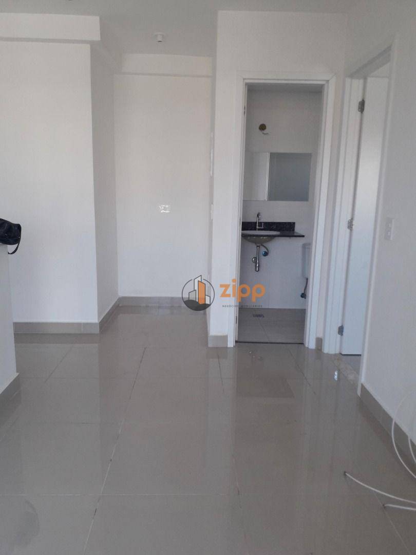 Apartamento para alugar com 1 quarto, 45m² - Foto 4