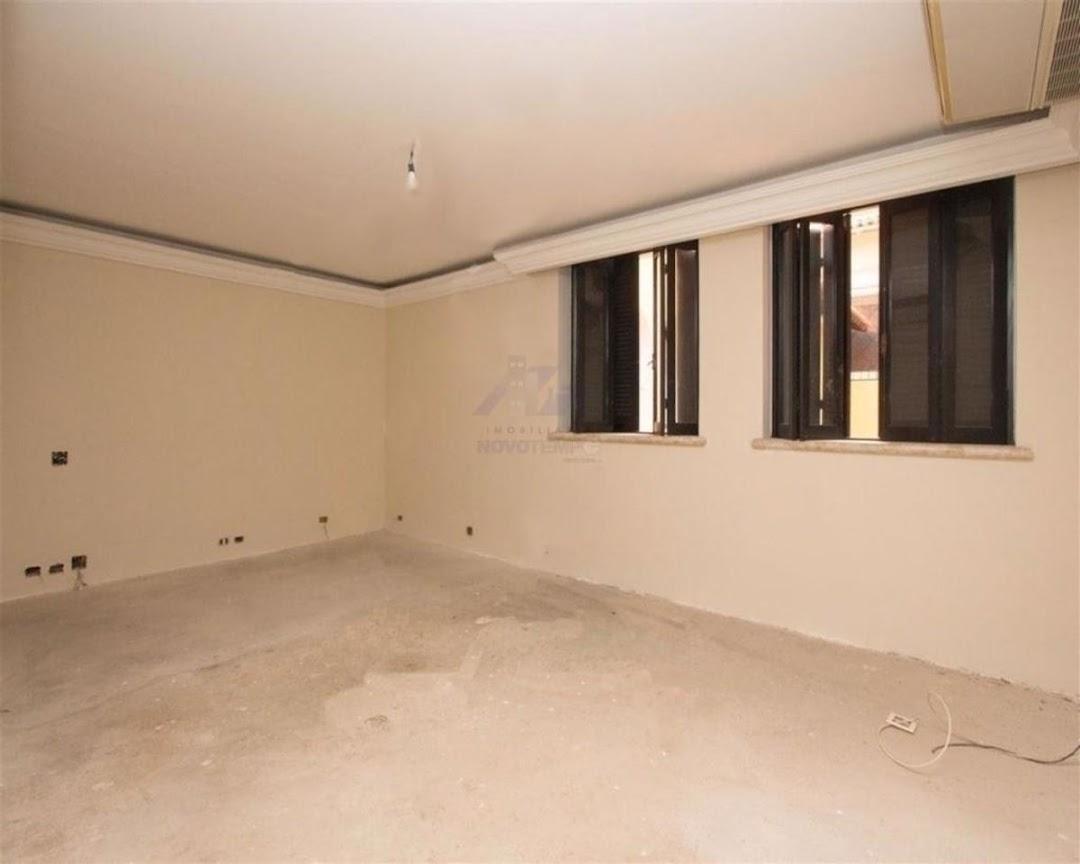 Casa para alugar com 4 quartos, 1599m² - Foto 9