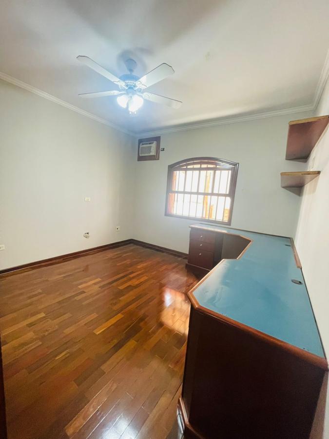 Casa à venda com 3 quartos, 322m² - Foto 21