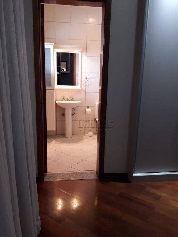 Sobrado à venda com 3 quartos, 320m² - Foto 46