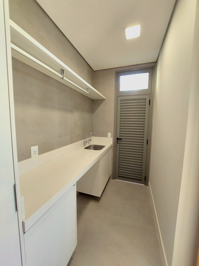 Casa de Condomínio à venda com 4 quartos, 300m² - Foto 24