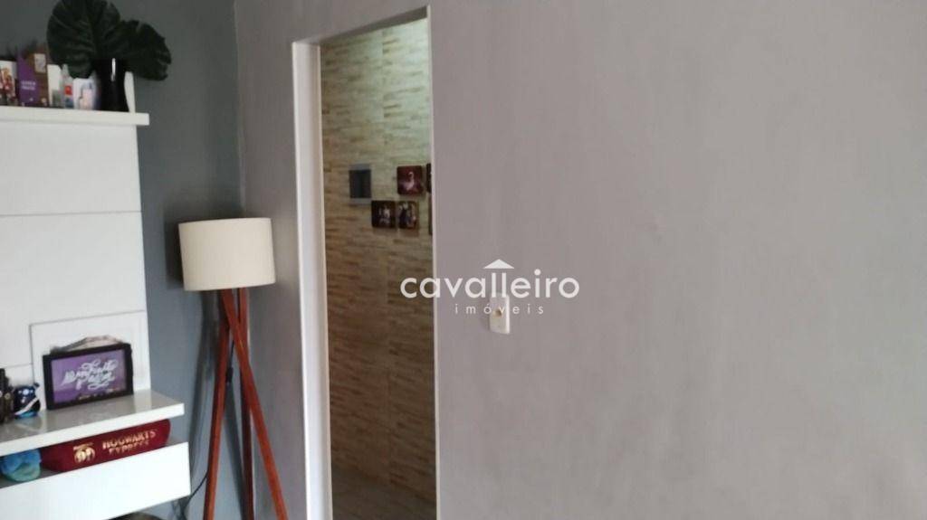 Casa à venda com 2 quartos, 90m² - Foto 5