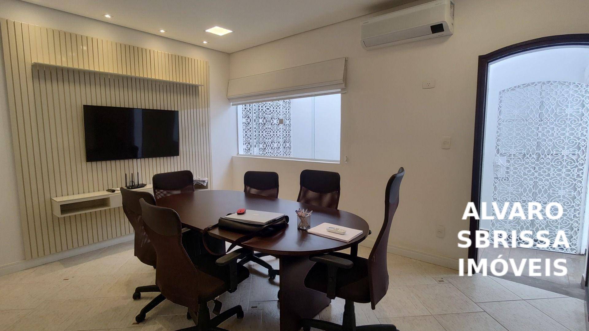 Casa, 4 quartos, 241 m² - Foto 1