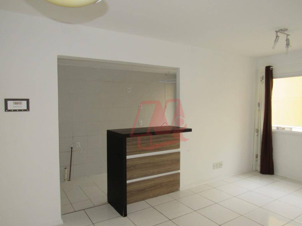 Apartamento para alugar com 3 quartos, 90m² - Foto 3