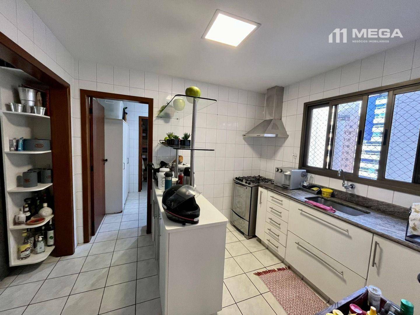 Apartamento à venda com 4 quartos, 180m² - Foto 18