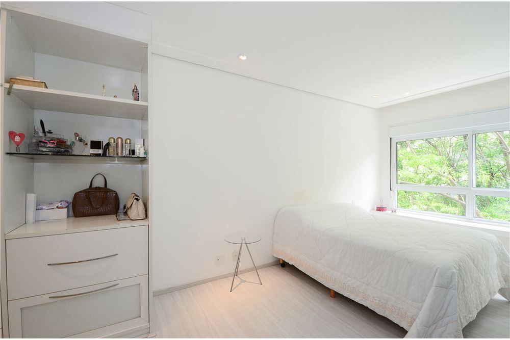 Apartamento à venda com 2 quartos, 132m² - Foto 27