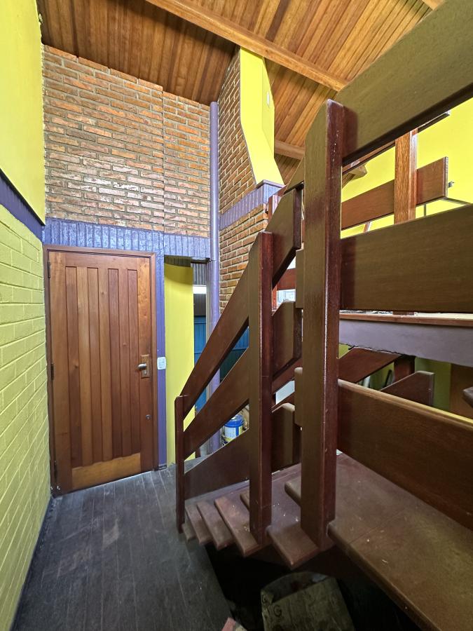 Casa à venda com 3 quartos, 185m² - Foto 2