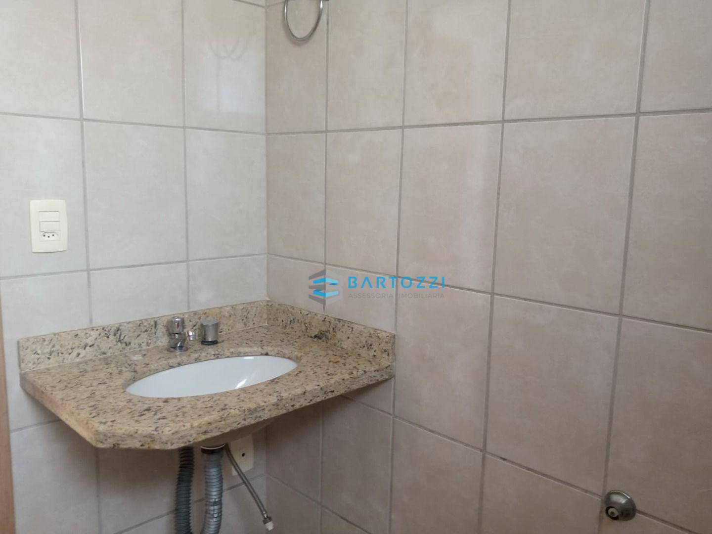 Apartamento à venda com 2 quartos, 70m² - Foto 21